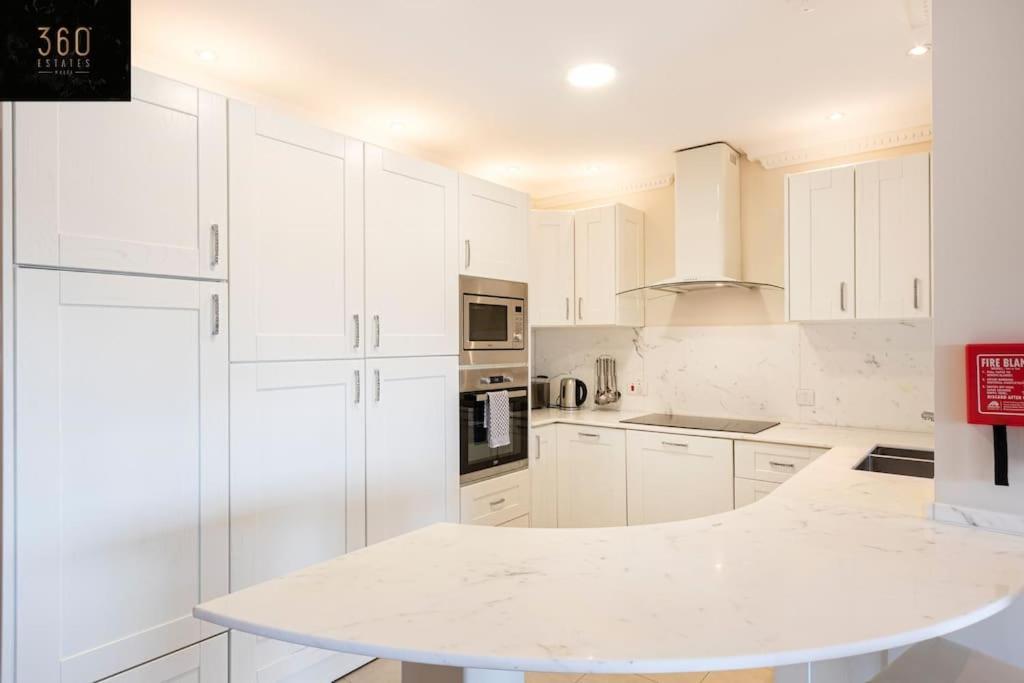 One Of A Kind, Seafront Property In St Georges Bay By 360 Estates Saint Julian's Екстер'єр фото